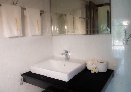 Apartamento White Flower Lanta