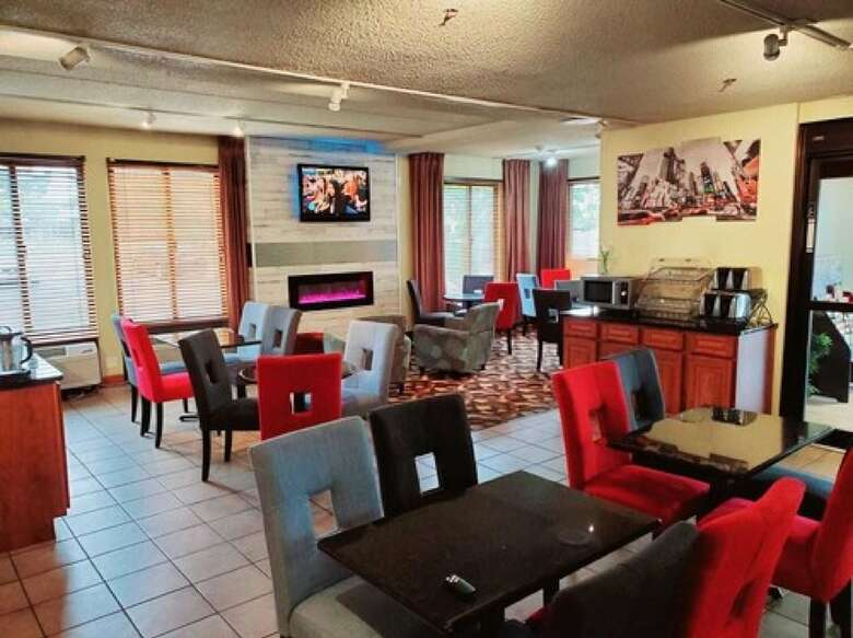 Hotel Baymont By Wyndham Canton