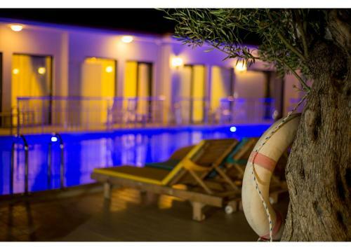 Z Exclusive Hotel And Villas
