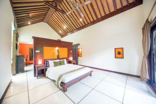 Villa Frangipani