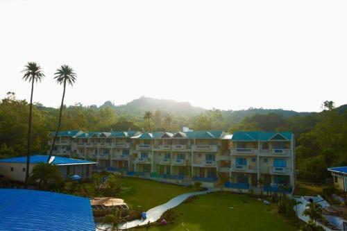Hotel Hummingbird Resort