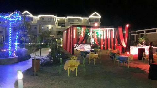 Hotel Hummingbird Resort
