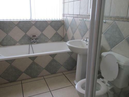 Point Village Accommodation - Hennie Bottom