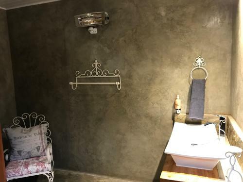 Hostal Berghouse And Cottages
