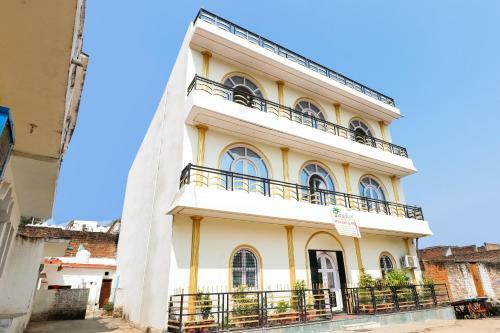 Hostal Paradise Luxury Home Stay
