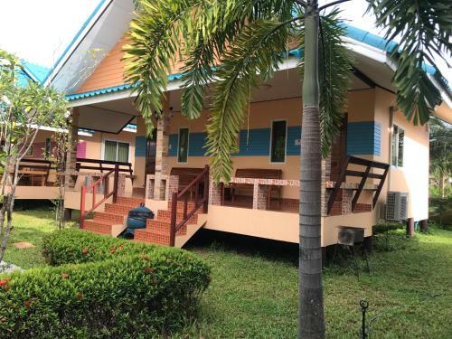 Hotel Sangtong Beach Resort