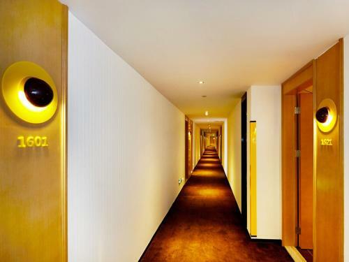 Hotel 7days Premium Rongcheng High Speed Rail Station