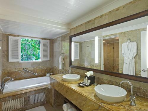 Colony Club By Elegant Hotels