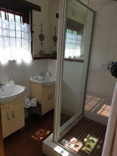 Bed & Breakfast Bio-pointment Guest Suites