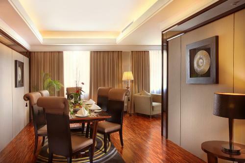 Swiss-belhotel Harbour Bay