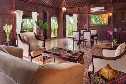 Diamond Beach Villa Lombok