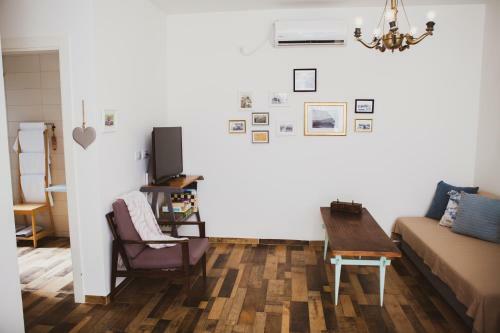Lodge Olive - Israeli Zimmer
