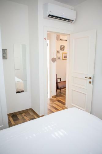 Lodge Olive - Israeli Zimmer