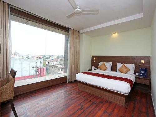 Capital O 9580 Hotel Garnet Inn