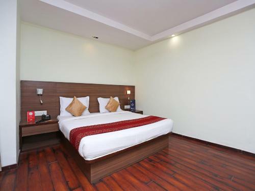 Capital O 9580 Hotel Garnet Inn