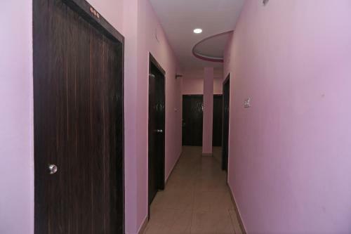 Oyo 14487 Hotel Stay Inn