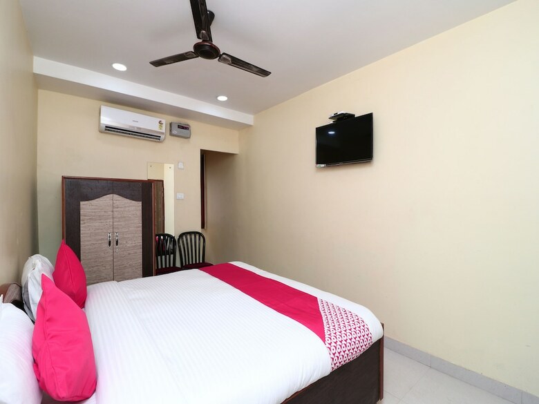 Hotel Oyo 15355 Govind Guest House