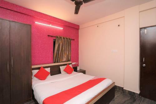 Hotel Oyo 8098 Livin Hub