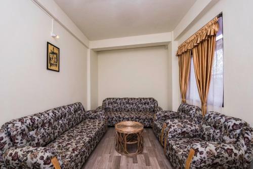 Hotel Oyo 11907 Shelter Inn