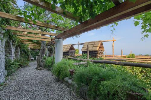 Amore Rentals - Villa Ortensia