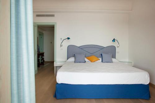 Sirenuse Villa Sleeps 8 Pool Air Con Wifi