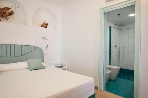 Sirenuse Villa Sleeps 8 Pool Air Con Wifi