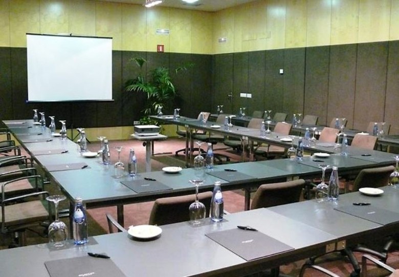 Hotel AC Palacio de Santa Ana By Marriott