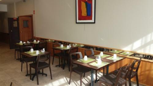 Hotel Lyon Est Logis De France