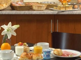 Hotel Kyriad Montpellier Lunel