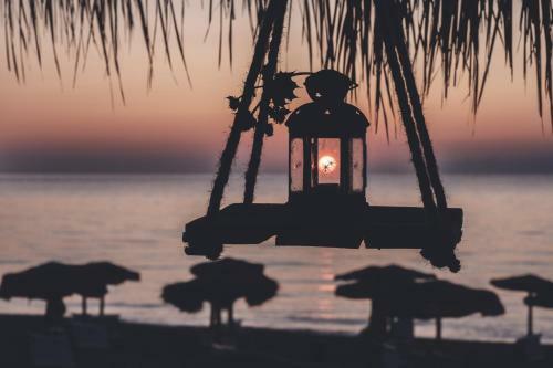 Hotel Riva Del Sol Beach Resort