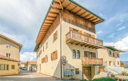 Two-bedroom Apartment In Conta� -tn-