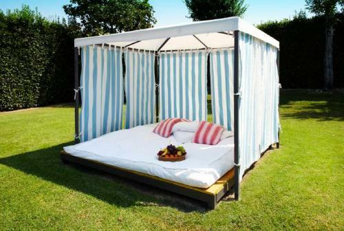 Bastia Villa Sleeps 9 Pool Wifi T737706
