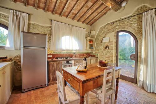 Tignano Villa Sleeps 6 Pool Air Con Wifi