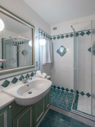 Apartamento Emeraldway Cala Del Faro Luxury On The Beach