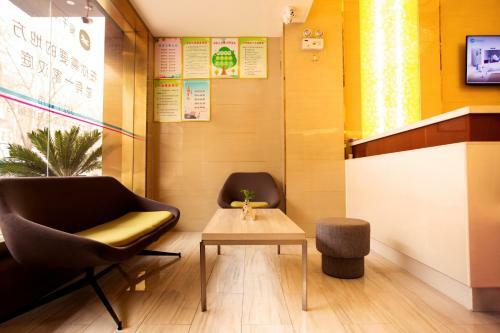 Hotel Hanting Express Nanyang Xixia County