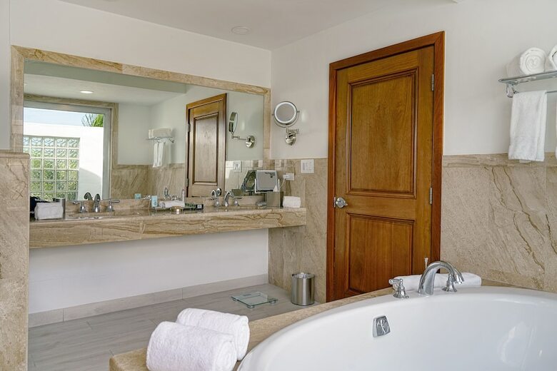 Aurora Anguilla Resort & Golf Club