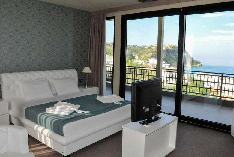 Rapos Resort Hotel