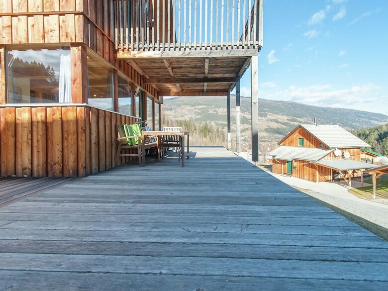 Cosy Chalet In Stadl An Der Mur With Valley Views