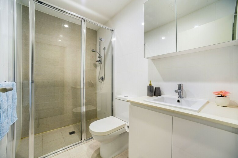 Apartamentos Charming And Spacious Living In A Serene Location