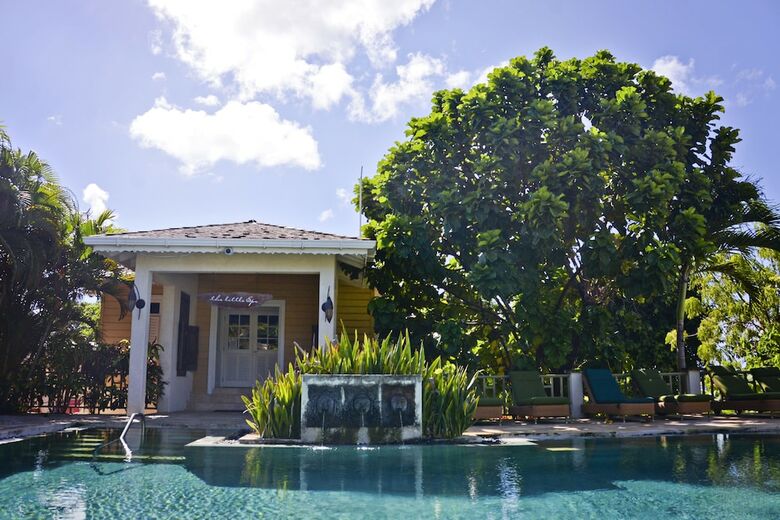 Hotel Little Good Harbour