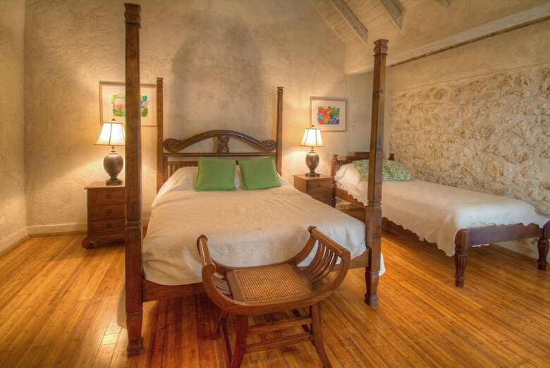 Hotel Little Good Harbour