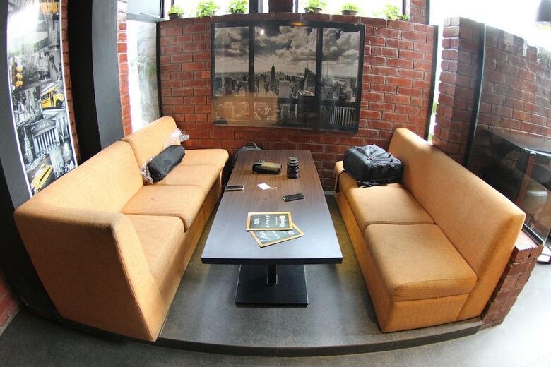 Richmond Hotel & Suites