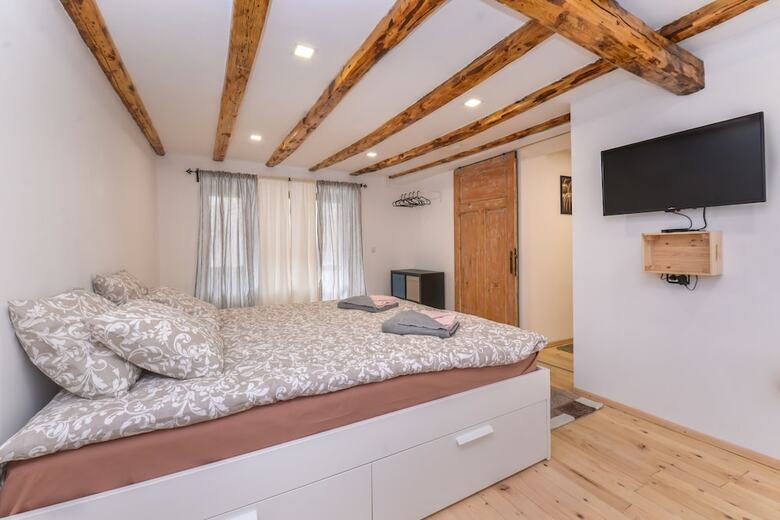 Apartamentos Fm Deluxe 2-bdr Maisonette - Artistic Serdika