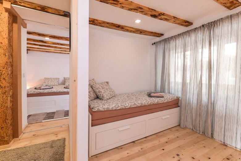 Apartamentos Fm Deluxe 2-bdr Maisonette - Artistic Serdika