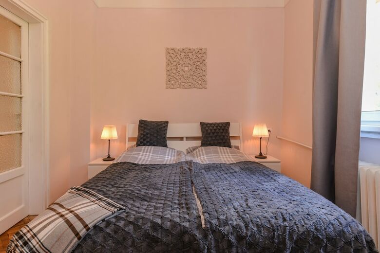Fm Deluxe 2-bdr Apartment - La La Land