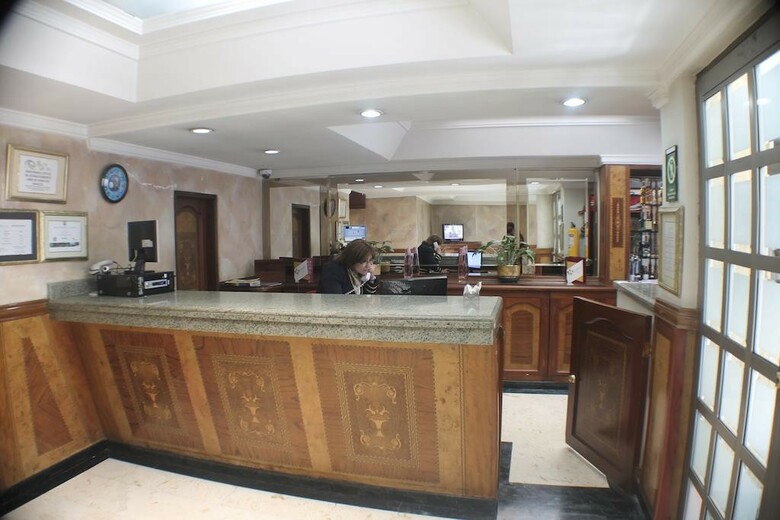 Business Hotel