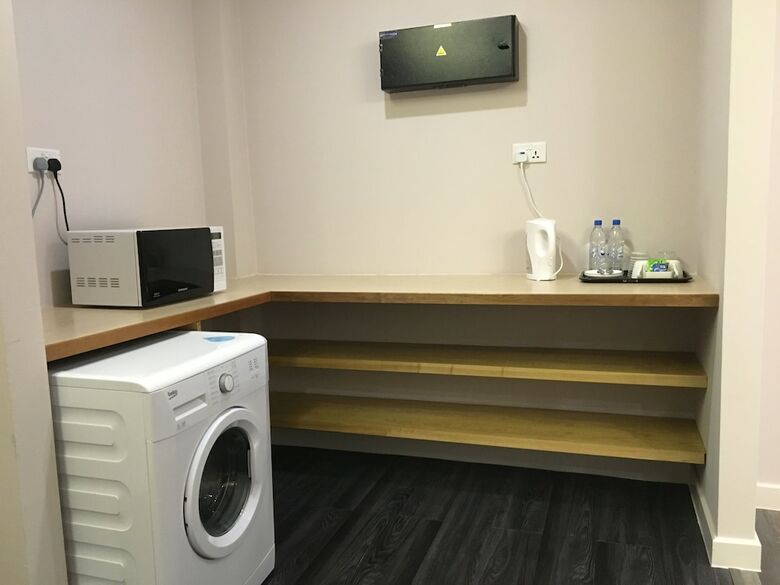 Hotel D'anggerek Serviced Apartment