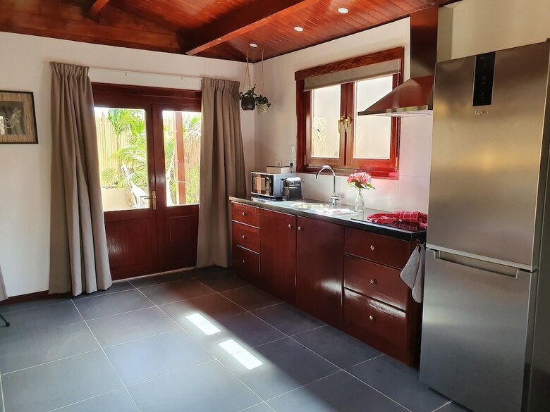 Hotel Bamboo Bonaire Boutique Resort