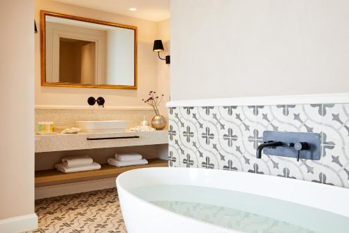 Marbella Nido Suite Hotel & Villas