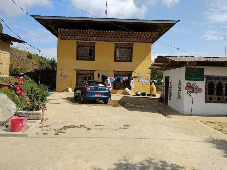 Bed & Breakfast Thuji Homestays